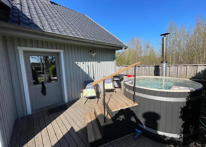 traumHaff Bootsmanns Domizil Kamin, Sauna, Boot in Rieth am See