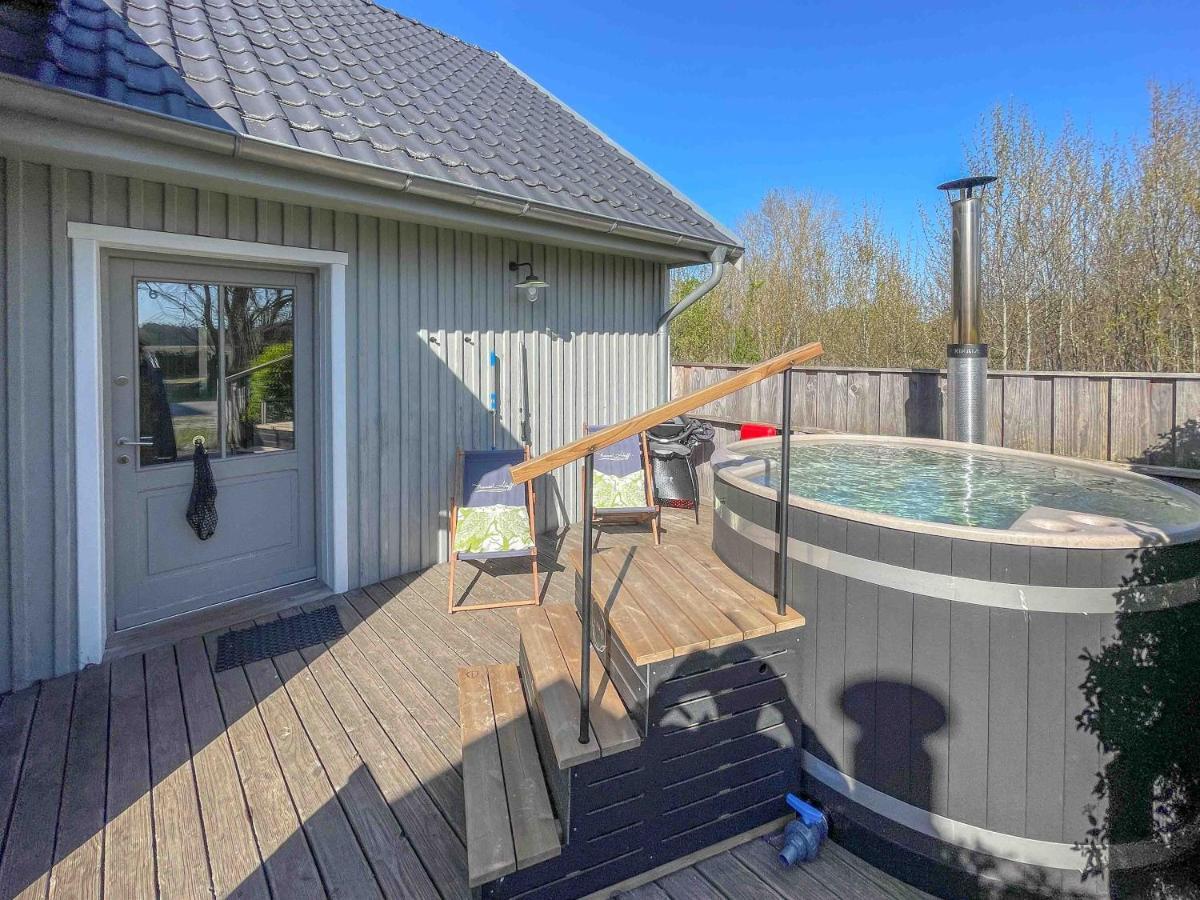 Ferienhaus Traumhaff Bootsmanns Domizil Kamin, Sauna, Boot In Rieth Am *